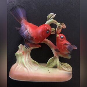 Bird figurine